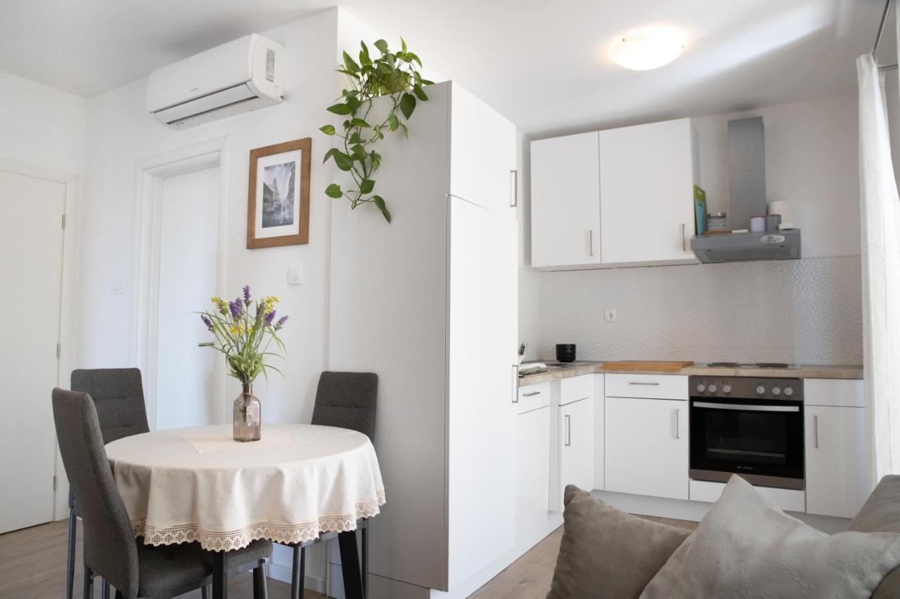 Apartman Grepo Makarska Exterior foto